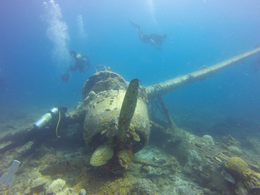 epave avion méditerranée