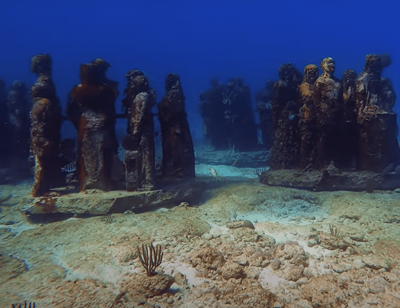 Plonger au Mexique : découvrez les merveilles sous-marines !