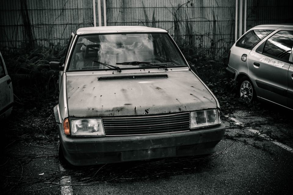 Épaves automobiles et pollution de l'eau : les risques